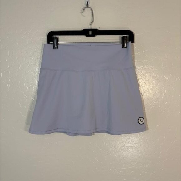 Vuori Skirt Womens Medium Light Purple Built-In Shorts Volley Skort VW3005 - Picture 1 of 9